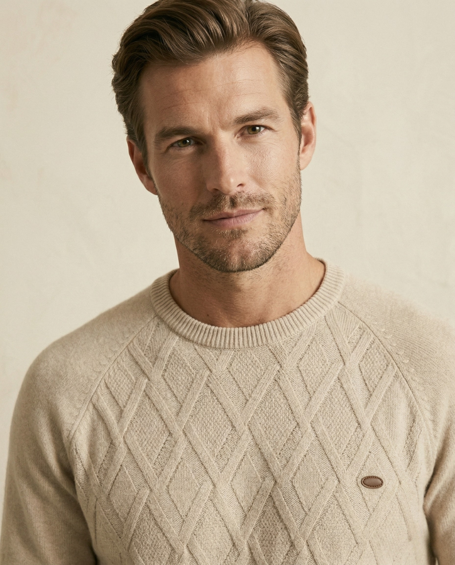 St. Martin Co Oatmeal Diamond-Knit Crew Neck Sweater — side view